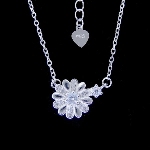 Элегантное ожерелье бабочки серебра камня Кз дизайна для настоящего момента годовщины