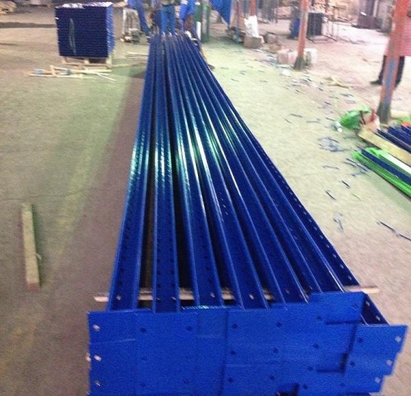 Industrial Drive In Drive Through Racking System Heavy Duty Steel Q235 Material
