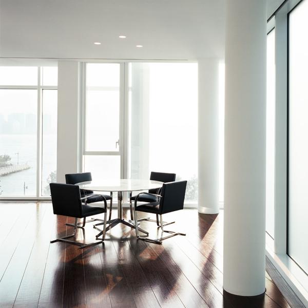 Tubular Leisure Use Knoll Brno Chair Aluminium Base Multi Colors 3 Years Warranty