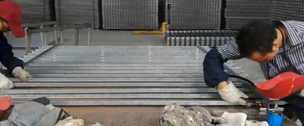 Security Hercules Iron Fence 1800mm x 2400mm ,19 RAILS ,40mm x 40mm pipes and 65mm x 65mm 3000mm length