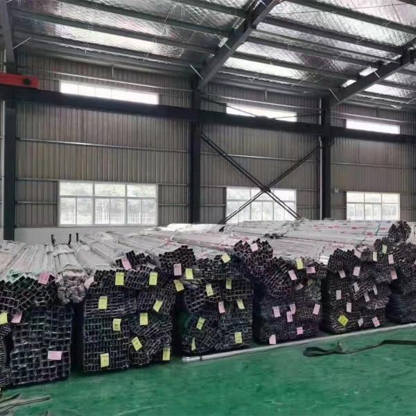 Обожженный вокруг нержавеющей стали 304 сварил трубу с БА финиша фольги PVC ярким