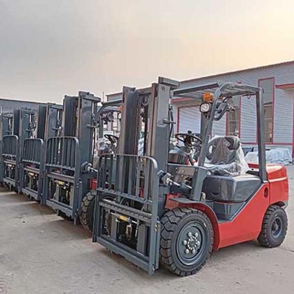 Chinese GQ-4y Gasoline Powered Forklift G Series CPCD30 Counter Forklift