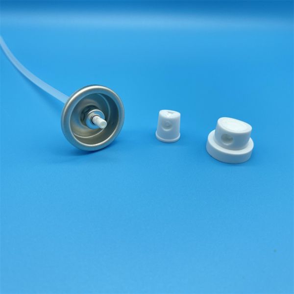 Valve de pulvérisation de neige assurant une sortie de mousse homogène et sans grumeaux