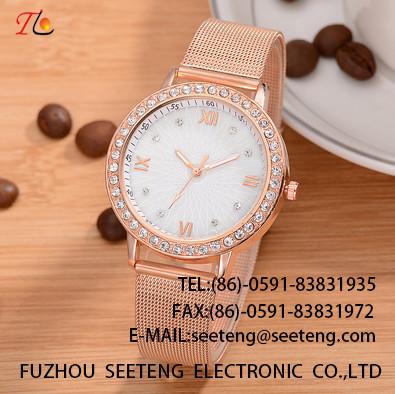 Wholesale Alloy Strap Alloy Round Case Ladies Quartz Watches With a Lots Diamonds delicate  fashion watch