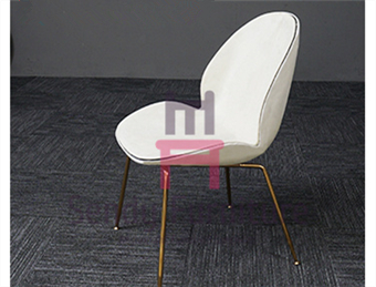 Красное голубое кресло для отдыха жука бархата, стулья столовой с ногами металла 