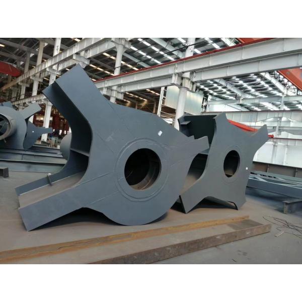 Q355B Q235B Grade Steelwork Fabrication Services Well Welded Customized