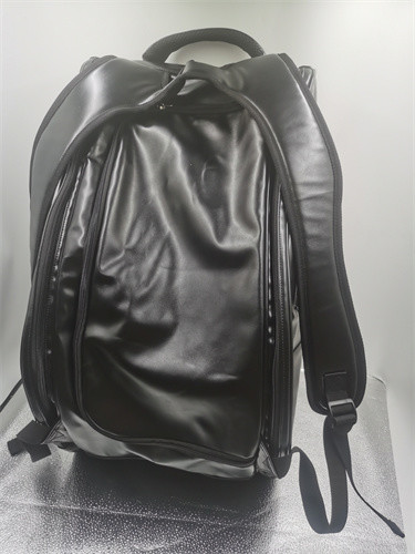 Practical Padel Racket Carrying Bag Made of lychee leather