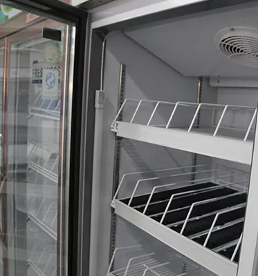 Cold Drink 1260L Beer Upright Glass Door Freezer 220V To 240V