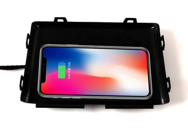 In Car Wireless Charger with qi For Volkswagen/ VW Tiguan fast chargers 10W in car chargers with 3 coils