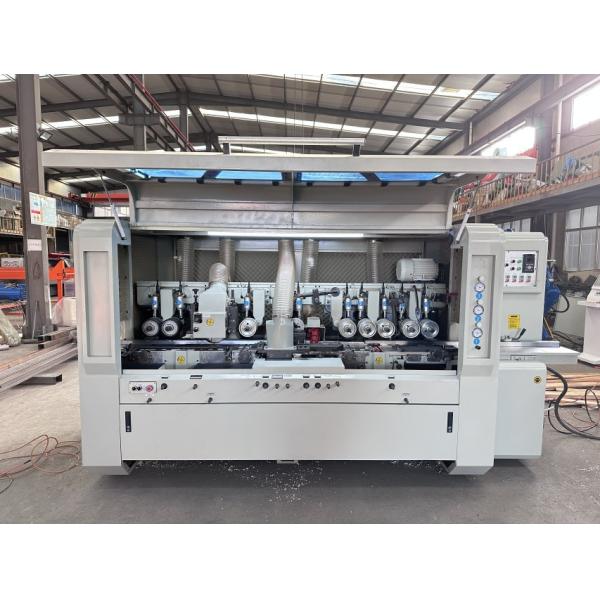 CNC деревообрабатывающий формовочный аппарат Четырехсторонний деревянный планёрный завод в рабочем Max. ширина 210 мм