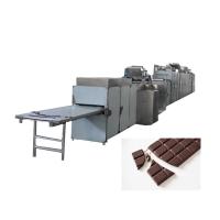 100 kg/h Dos depósitos de nueces máquina de moldeado de chocolate