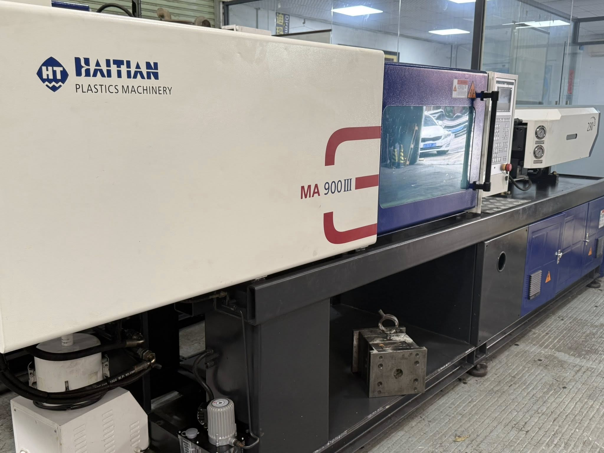 Used Haitian Ma 1600 Ton Servo Energy-Saving Horizontal Injection Molding Machine with 1600 Ton Clamping Force In-Stock Testable