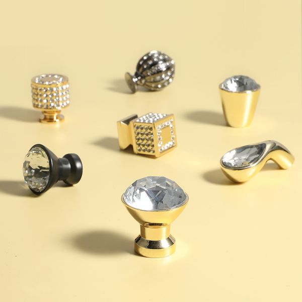 Wholesale Luxury Nordic Style Crystal Handle Modern Design Zinc Alloy Door and Wardrobe Pulls for Dresser & Drawer