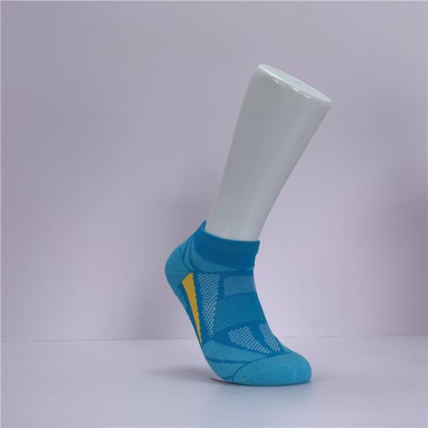 Comfortable Regular Style Breathable Cotton Blend Men's Invisible Ankle Running Socks