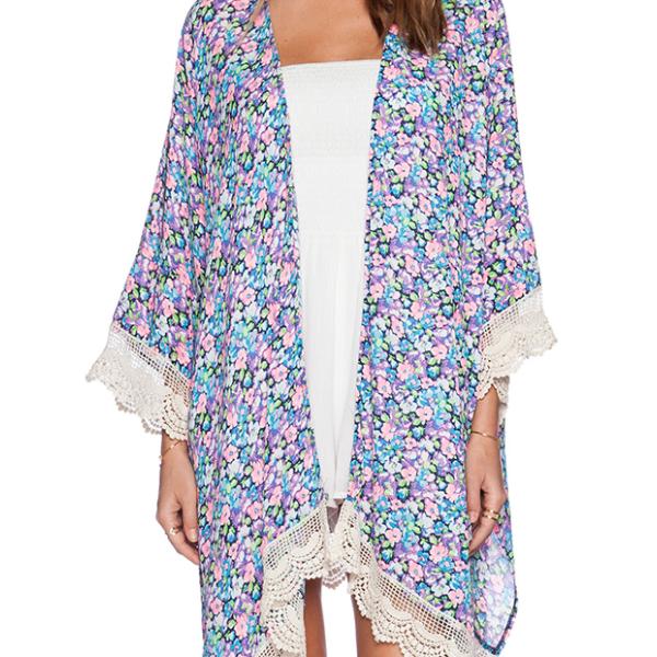 PLACEMENT FLORAL KIMONO
