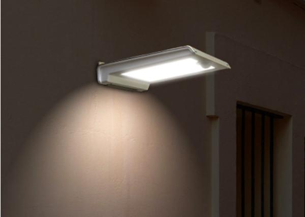 Heatproof Automatic Solar Panel Wall Lights1.5W 50000hrs Working Lifetime