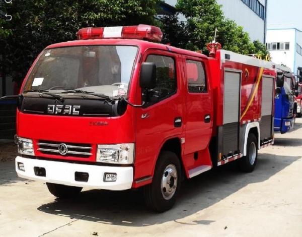 Dongfeng 5cbm / 5000L Fire Department Utility Truck 4*2 Dry Powder And Water Tank