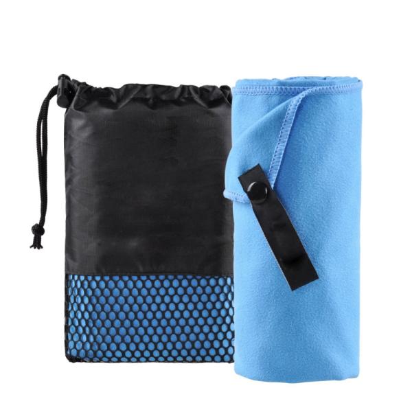 China Wholesale Microfiber Sports Towel Sports Gym Travel Towel Beach Towel