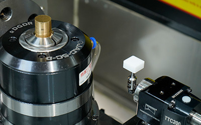 Высокая точность Cnc серебряная гравировка машина без усилий создать индивидуальные ювелирные изделия