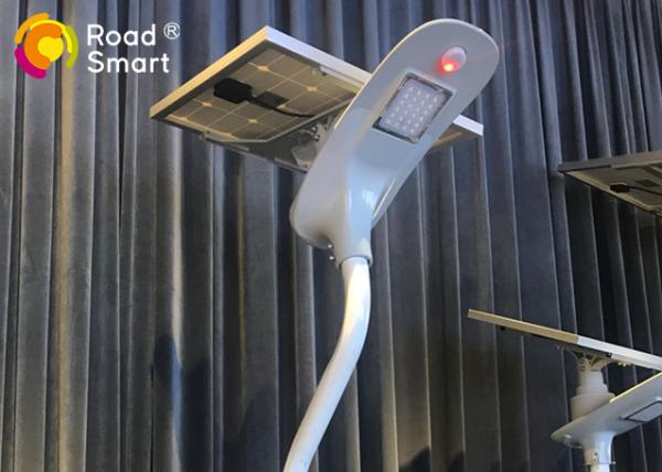 Road Solar Powered LED Street Lights With Die - Cast Aluminum Lamp Head