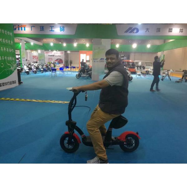 EN la vespa de equilibrio GE01 los 55-60km del uno mismo eléctrico elegante de dos ruedas de la VENTA para la promoción