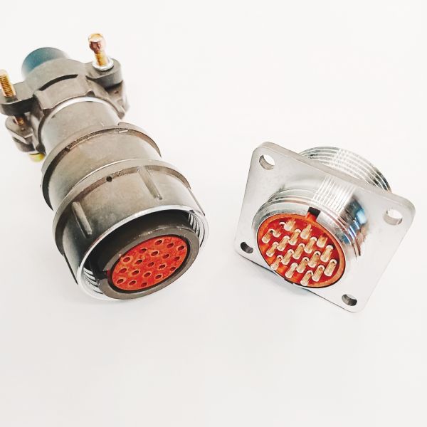 Metal Russian Connector Waterproof Military Circular Connectors ODM 2PM18-4K