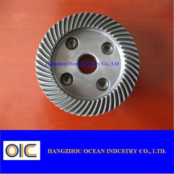 Class 6-9 Gear Accuracy Spiral Bevel Gear Featuring 29 Spline and 269mm Length Of Pinion Suitable for Precision Drives