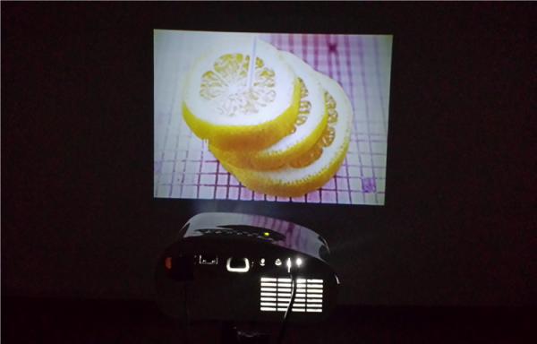 Colorful Image Projector LED Lamp Long Life Cheap Price Mini Proyector With HDMI USB SD PC