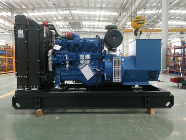 Motor Yuchai Seis cilindros 125 Kva Gerador comercial Genset comercial