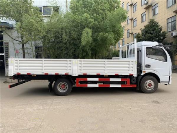 Caminhão 6 da caixa das camionetes da carga do dever da luz do Euro V - 5.2m de 8 toneladas 6 rodas