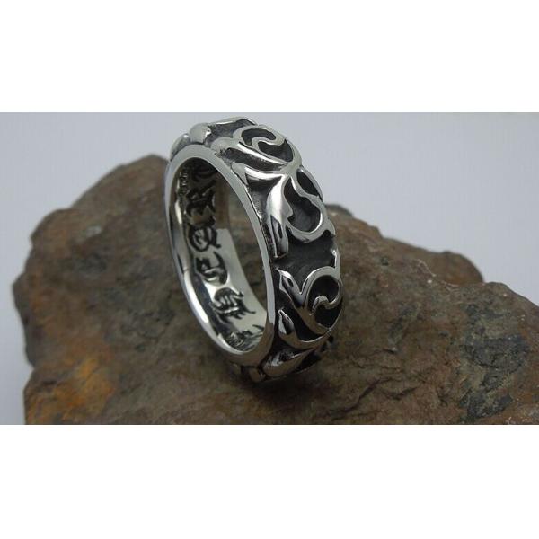 Gothic carved ten new titanium steel inner wall pitting the word edition titanium steel