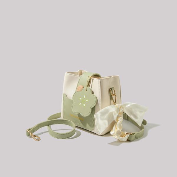 SUMMER FRESH ALL-MATCH BAG Moda femenina tendencia avanzada sentido nicho diseño crossbody bolsillo de bolsillo popular este año