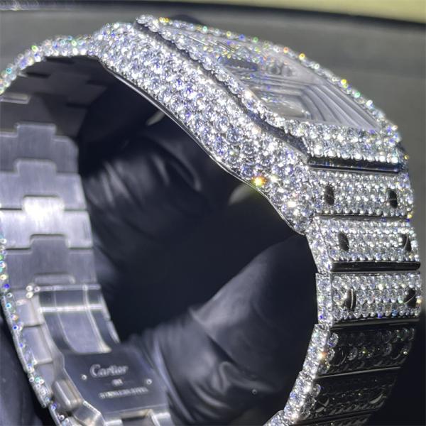 Busto luxuoso de Moissanite abaixo do relógio em volta do corte brilhante Moissanite Cartier Santos