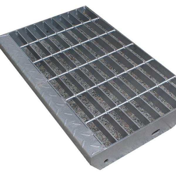 0.3mm Electro Galvanized Steel Stair Treads Grating Width 80mm