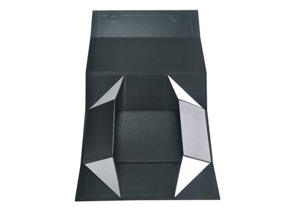 Glossy Foil Logo Folding Gift Boxes Black Color For Dog Chain Packaging