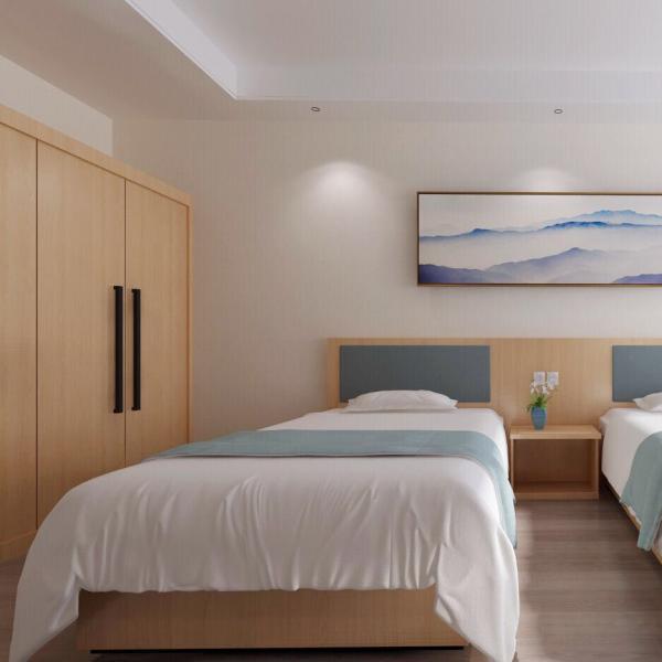 Solid Wood Base Hotel Style Bedroom Furniture ，Hotel Guest Room Furniture
