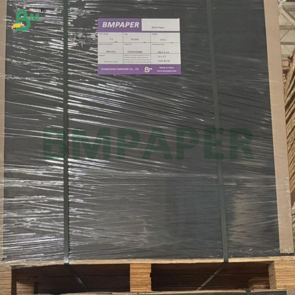 130gsm Black Paper Board Folding Resistant For Business Printing and Business Cards