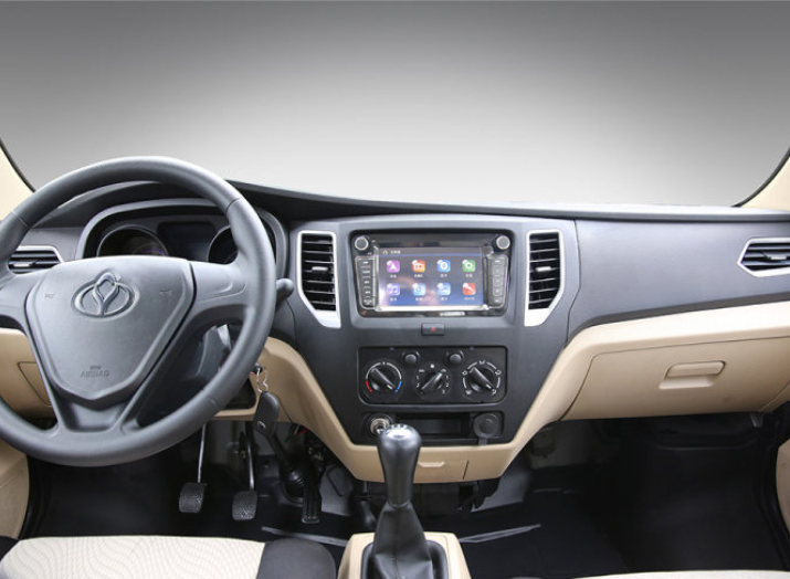 KYC T3 Commercial Truck with Robust Chassis, Flexible Cab Spaces, and Euro VI-compliant Engines