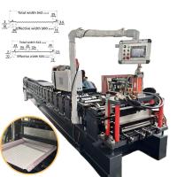 0.3-0.8 mm épaisseur Snap Lock Roof Sheet Roll Forming Machine avec trous perforés