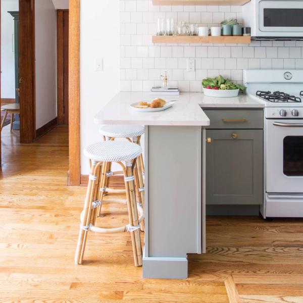 American Shaker Style Light Blue Lacquer Small Kitchen Cabinet Set With Sink For Cottage