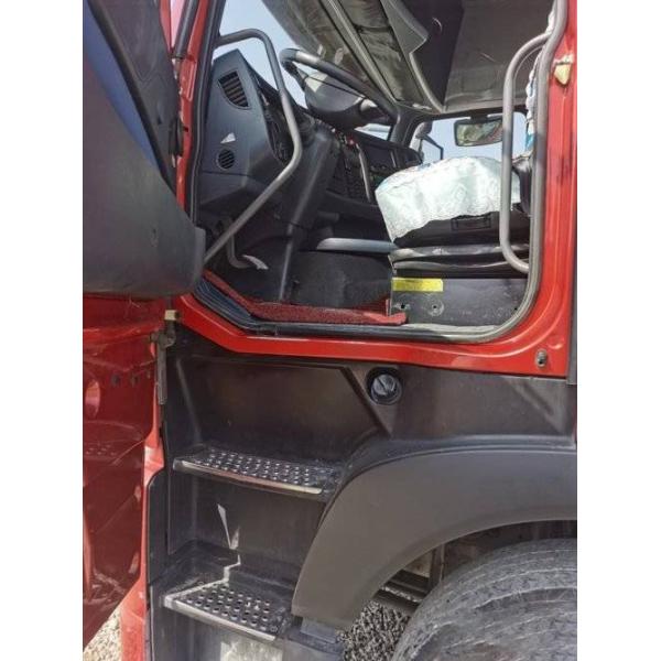 12 AMT Tractor Head Sinotruk Howo 6x4 Tipper Truck T7H Euro 5