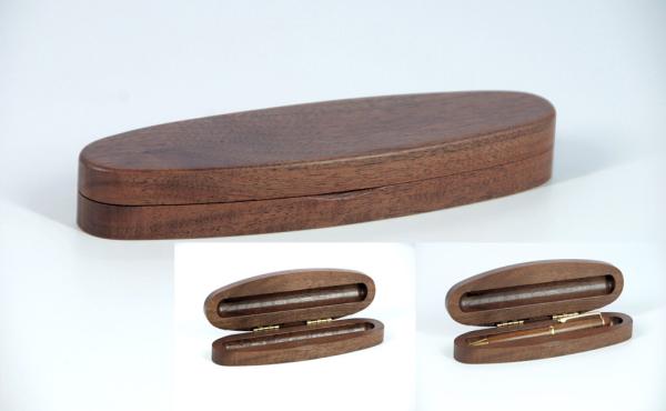 B0601W Walnut oval small wood pen box