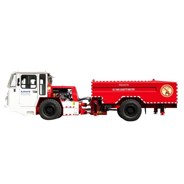 UK-6YG Fuel Transporter Explosive Loading Truck 84-119kW / 2300rpm Max power
