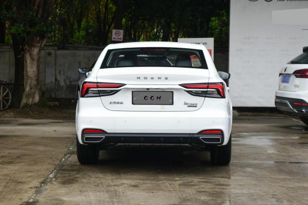 4 Doors Roewe I6 MAX New Energy Electric Car 0.5 Hour Fast Charging