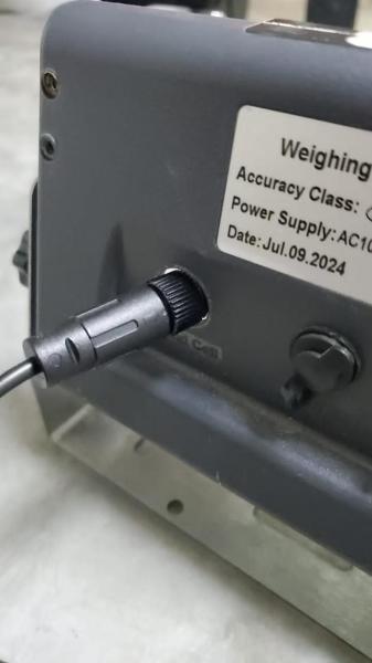 OEM Waterproof IP67 Lock Connector 2 3 4 5 6 Pin M12 Electric Male Female Solar LED Light Lamp Power Cord Extension Cable