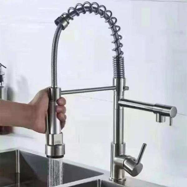 Lizhen-Hwa.Vic Pull Out Spray Kitchen Faucet with Brass Material and Hot Cold Mixer