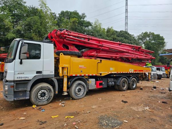 Placement précis du béton 240m 178 pompe à béton avec bras ultra long