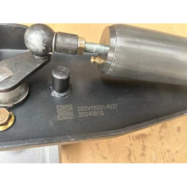 Exhaust Pipe Assembly 202V15201-6227 HOWO Truck Parts Sitrak C7