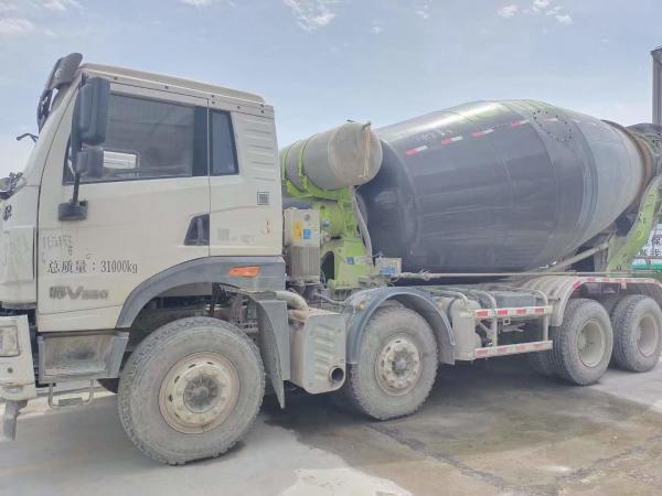 Zoomlion HOWO Used Concrete Mixer Truck Second Hand 6.87L Engine Displacement