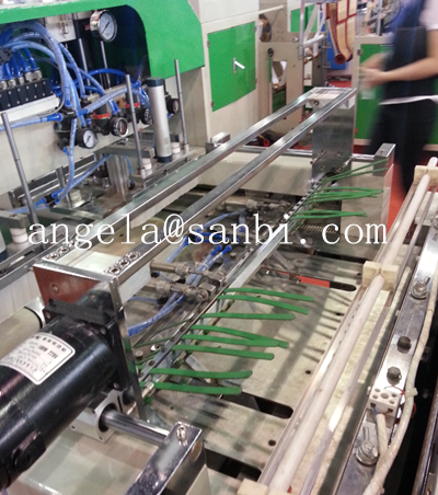 Two Lines Heat Sealing Heat Cutting T-Shirt Bag Making Machine With Punching